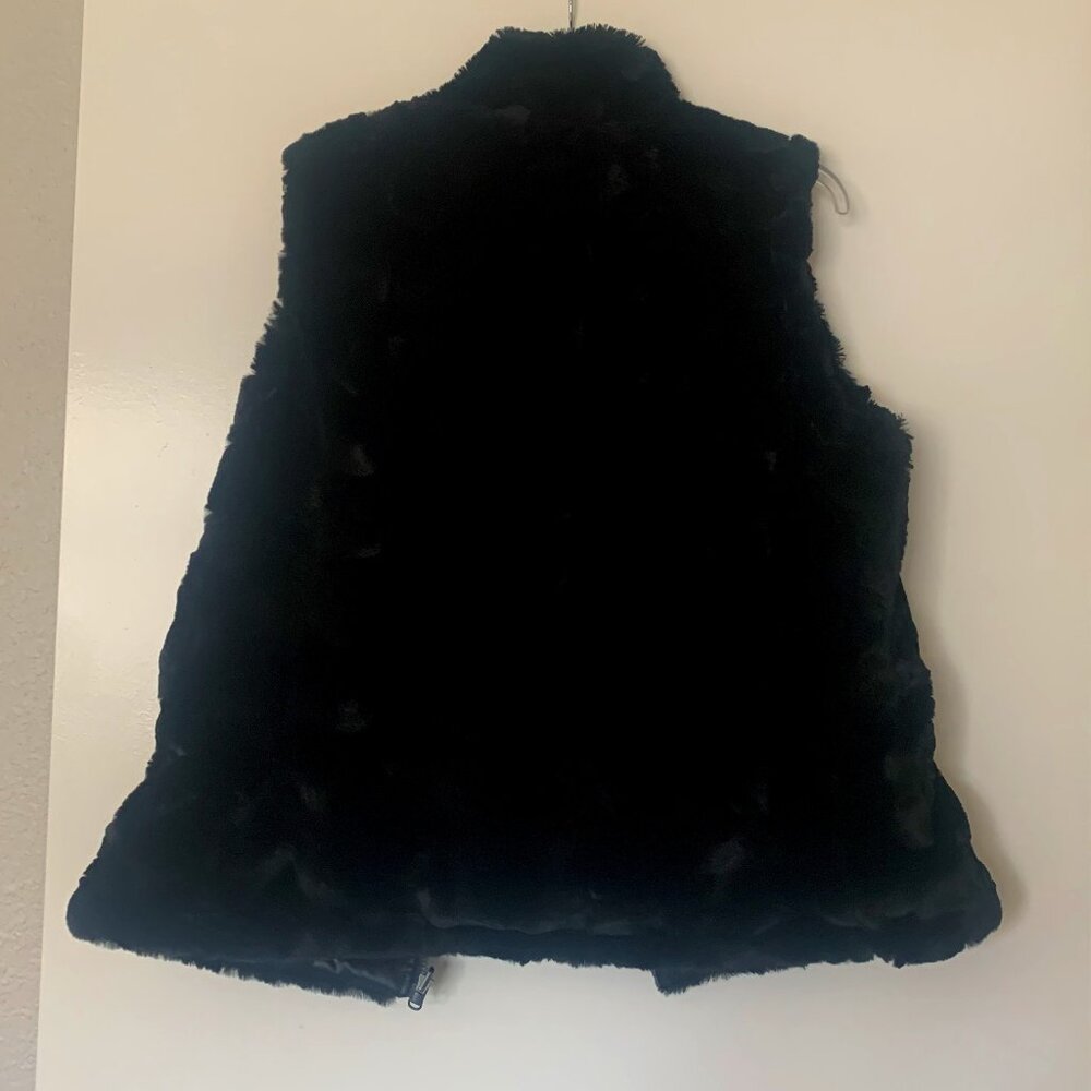Black Reversal Puffer & Faux Fur Vest